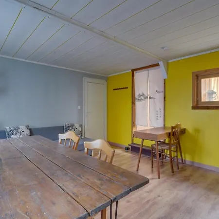 Maison Avec Terrasse & Parking Bacalan Guest house *